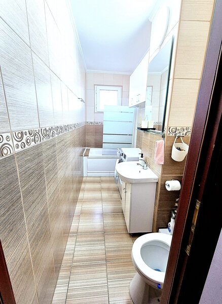 Dristor, 1 minut metrou, stradal,