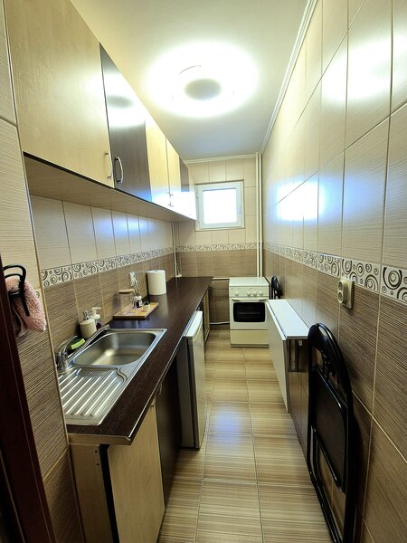 Dristor, 1 minut metrou, stradal,